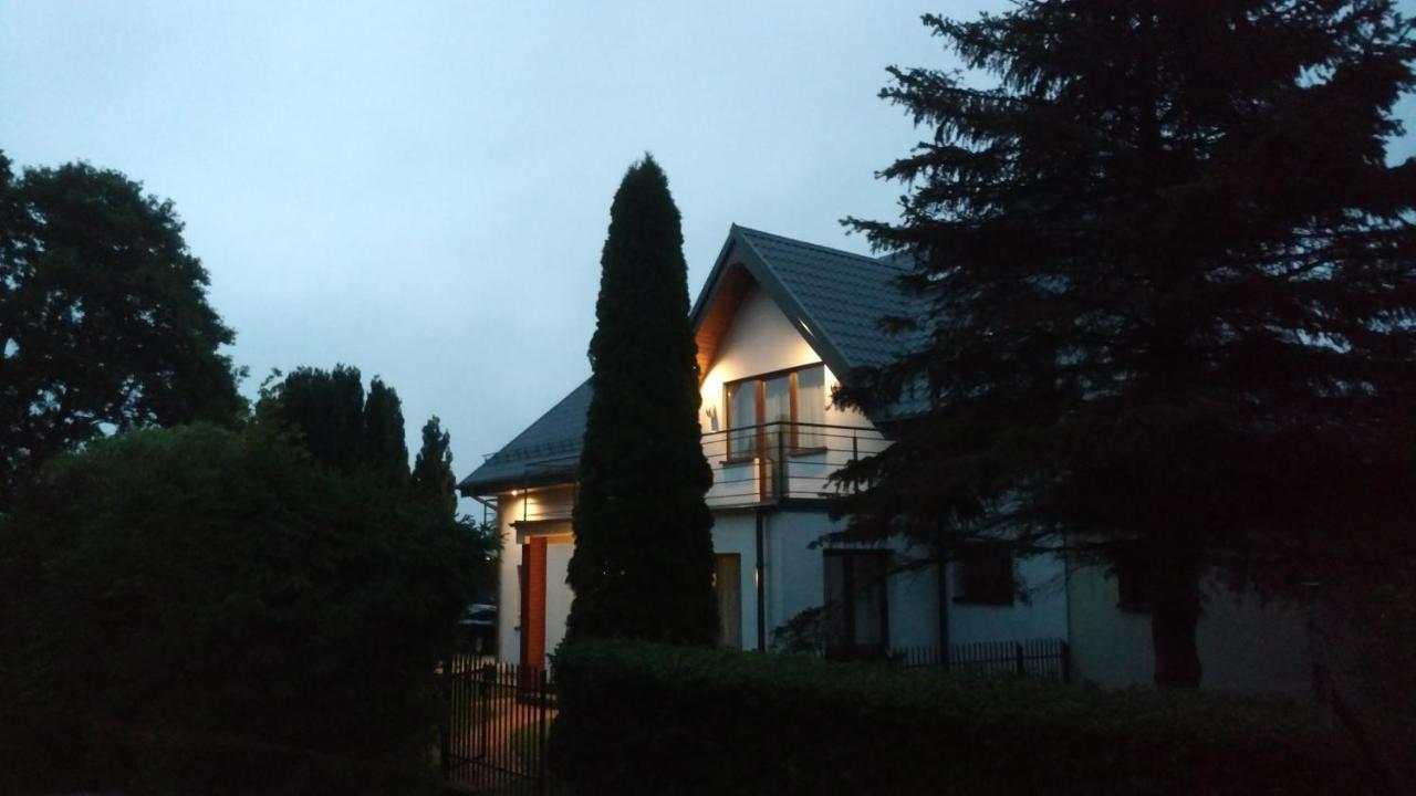 Apartamento Nad Morzem Dom Wierzchucino Habitación foto
